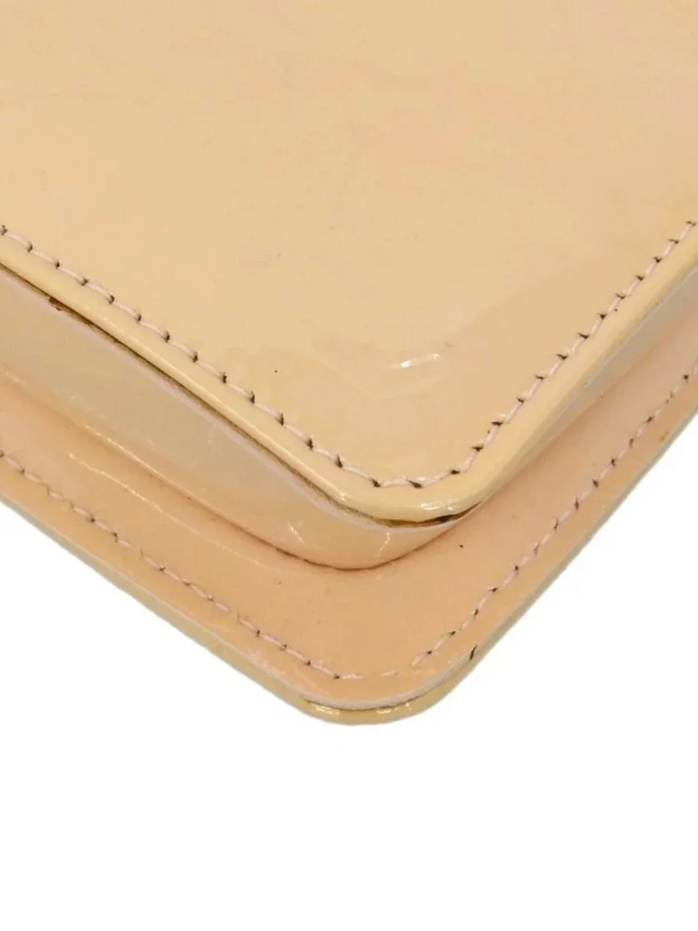 Louis Vuitton Beige Monogram Vernis Lexington